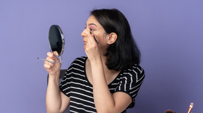 4 Rekomendasi Primer agar Makeup Menempel Sempurna: Ada Efek Blurring dan Matte, Tak Mudah Luntur