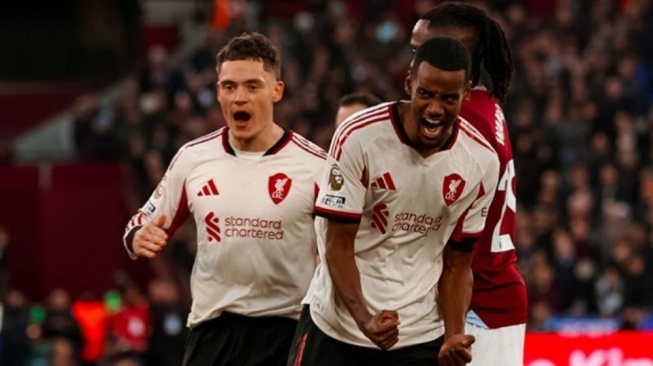 Petaka Liverpool! Striker 125 Juta Absen Panjang, Ditekel Horor Pemain Keturunan Belanda