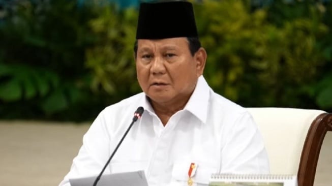 Ucapan Natal Prabowo: Ada Duka Bencana Sumatra di Balik Damai Natal Kita