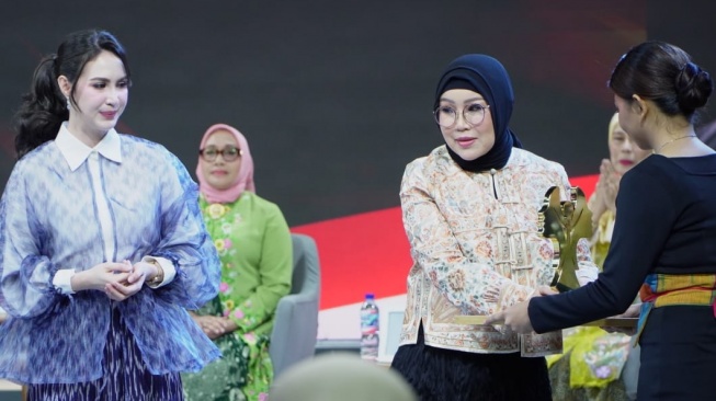 Arumi Bachsin jadi narsum di acara hari ibu sentil realita seorang ibu.