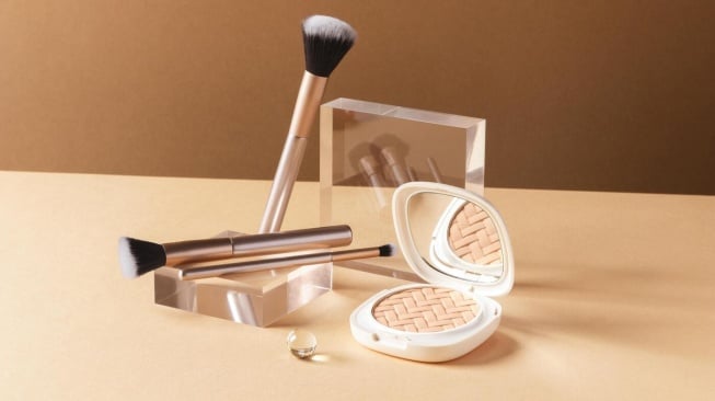 4 Cushion Non-Comedogenic dengan SPF Tinggi yang Praktis Dipakai Selama Liburan, Mulai Rp60 Ribu