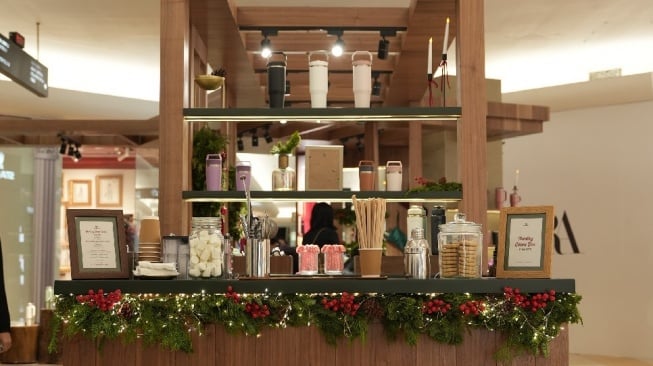 Stanley Hadirkan Sensasi 'Winter Cabin' di Plaza Indonesia: Wajib Coba Cocoa Bar Eksklusifnya!