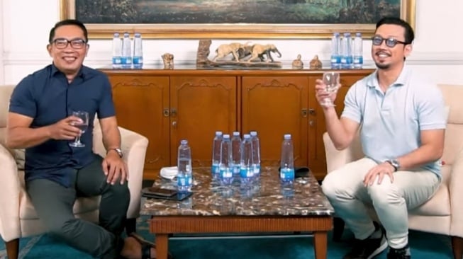 Ramai Isu dengan Aura Kasih, Denny Sumargo Bagikan Video Ridwan Kamil Bahas Pacar