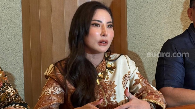 Pengakuan Ayu Aulia Dihamili Pejabat Seret Nama Bupati Bintan Roby Kurniawan