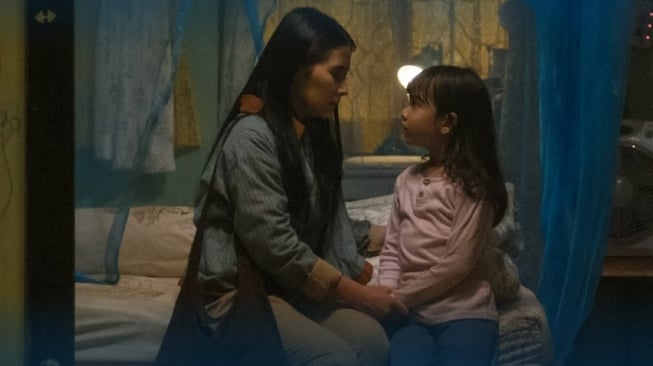 Buy 1 Get 1 Free Film Patah Hati yang Kupilih, Kisah Cinta Prilly yang Diam-Diam Sudah Punya Anak