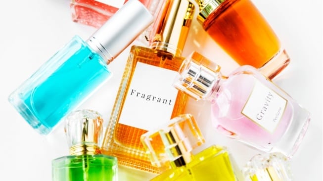 4 Rekomendasi Parfum Unisex Lokal Terbaik dengan Aroma Unik dan Tahan Lama