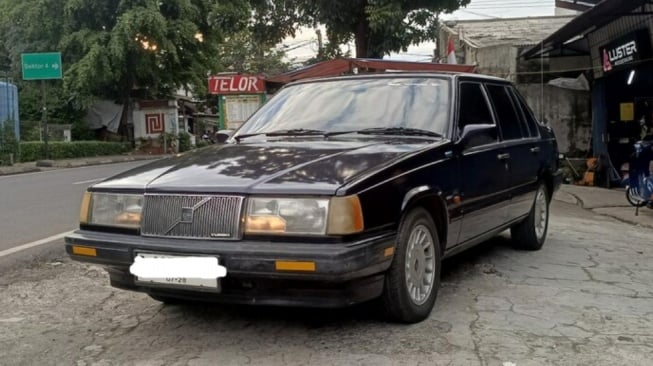 Volvo 960. (OLX)