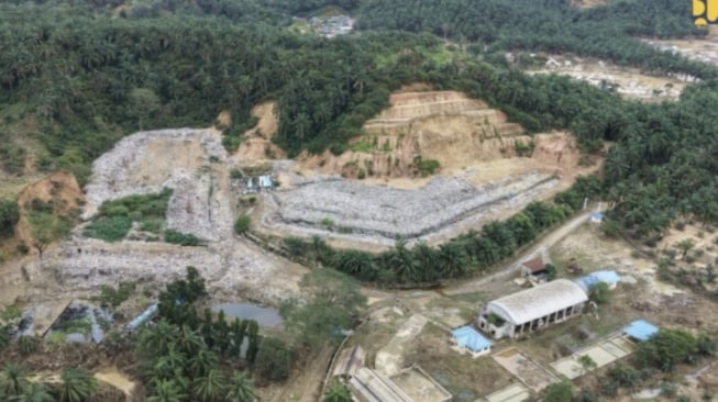 Kementerian PU lakukan pemulihan infrastruktur sanitasi di Aceh Tamiang. [Pu.go.id]