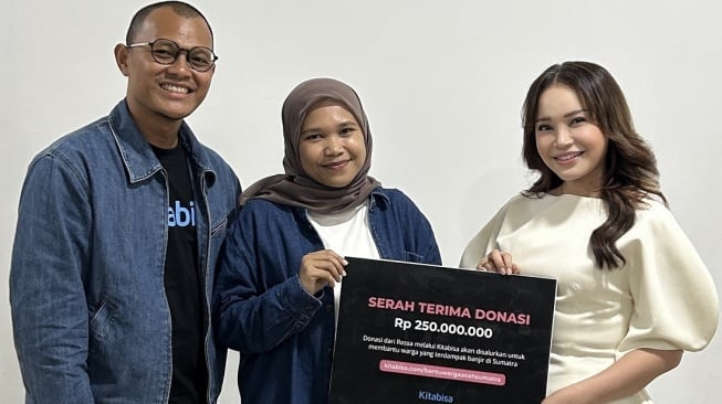 Rossa memberikan sumbangan sebesar Rp500 juta untuk korban bencana di Aceh dan Sumatra. [Instagram]