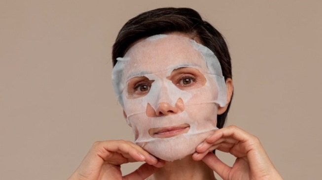 5 Rekomendasi Sheet Mask Kolagen untuk Samarkan Penuaan Usia 40 Tahun