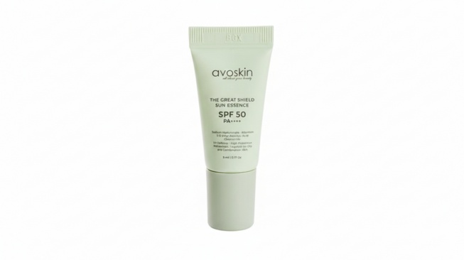 Avoskin The Great Shield Sun-Essence SPF 50 PA++++ (Sociolla)