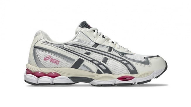 Asics GEL-NYC 2055 Unisex Sneakers Shoes - Cream/Carbon (Foot Locker)
