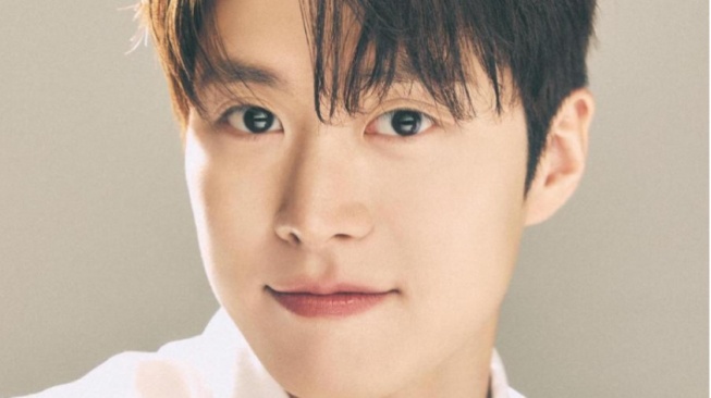 Gong Myoung Alami Gangguan Pendengaran Mendadak, Syuting Sementara Ditunda