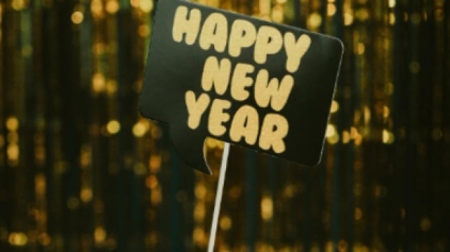 Kata-Kata Tahun Baru 2026 yang Menyentuh Hati: Kekinian, Romantis, dan Puitis