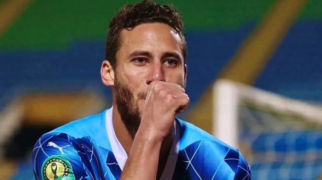 Pakai Dokumen Palsu dan Joki Ujian, Eks Pemain Premier League Dihukum Kerja Paksa