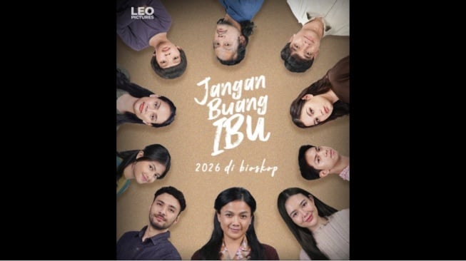 Sinopsis Jangan Buang Ibu, Film Drama Keluarga yang Menampar Nurani