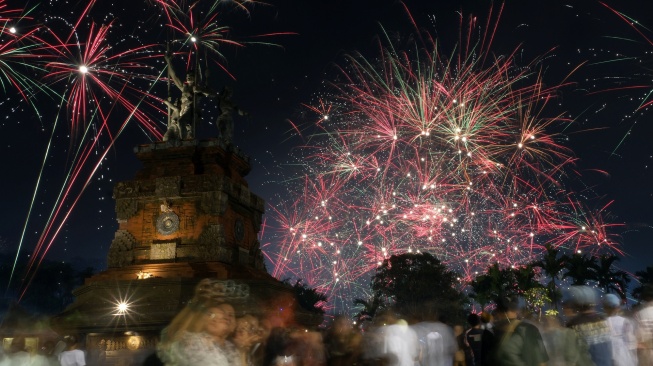 Momen Perayaan Tahun Baru 2026 di Sejumlah Daerah Indonesia