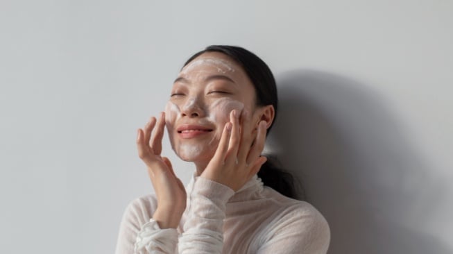 4 Facial Wash Glutathione untuk Kulit Cerah dan Sehat, Kaya Antioksidan!