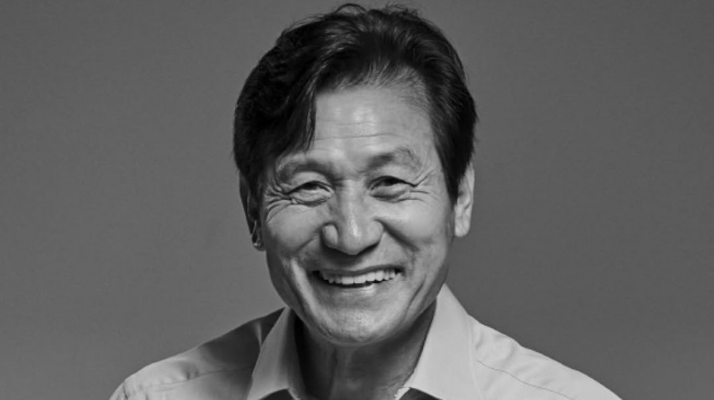 Aktor Veteran Ahn Sung Ki Meninggal Dunia di Usia 74 Tahun Akibat Kanker
