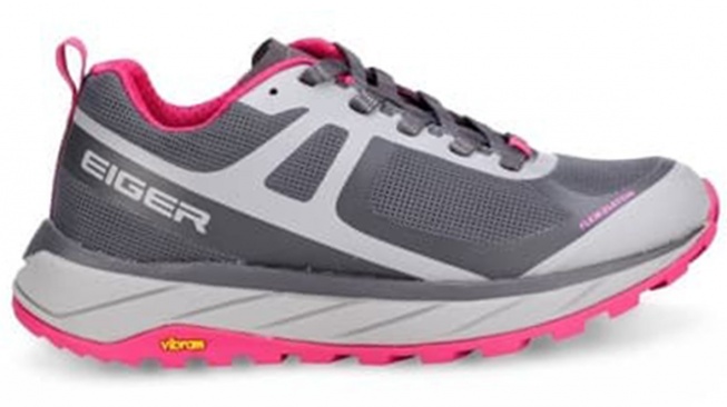 3 Sepatu Lari Eiger untuk Wanita Penyuka Warna Pink: Girly and Sporty!