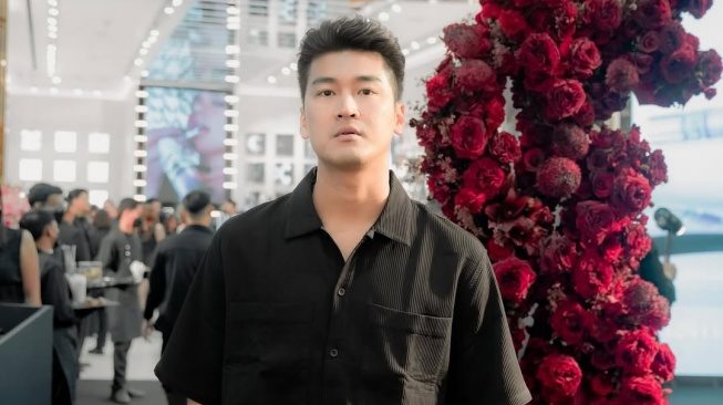 Anrez Adelio [Instagram]