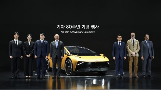 Kia Perkenalkan Mobil Konsep Masa Depan Rayakan Perjalanan 80 Tahun di Industri Otomotif