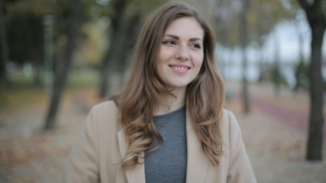 8 Rahasia Ampuh Mengatasi Kerutan di Bawah Mata