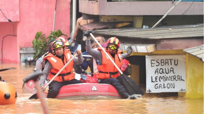 Banjir yang Berulang: Peringatan Sistemik yang Tak Kunjung Didengar