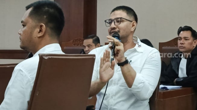 Ammar Zoni di Pengadilan Negeri Jakarta Pusat pada Kamis, 8 Januari 2026. [Suara.com/Rena Pangesti]