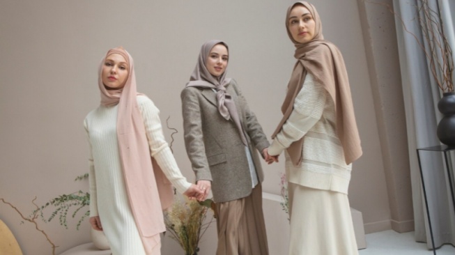 Baju Lebaran 2026 Warna Apa? Ini Tren Warna yang Diprediksi Mendominasi