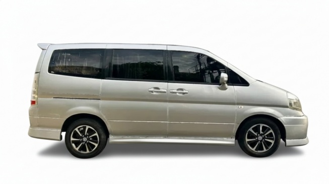 Nissan Serena C24