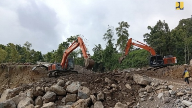 Tangani Bencana di Sumatera, Kementerian PU Sudah Kerahkan 1.709 Alat Berat