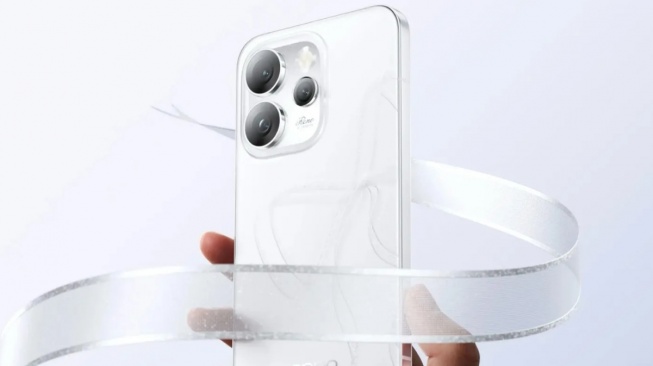 Oppo Reno 15 Pro Mini Debut: Bodi Mirip iPhone 17, Harga Lebih Murah