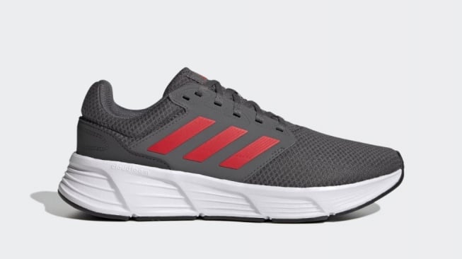 Ilustrasi 5 rekomendasi sepatu Adidas untuk lari selain Adizero. (Adidas)