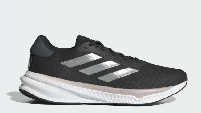 Ilustrasi 5 rekomendasi sepatu Adidas untuk lari selain Adizero. (Adidas)