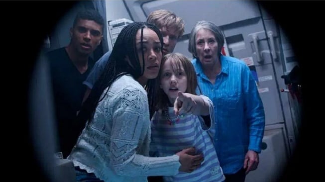 No Way Up, film thriller survival akan tayang Sabtu (10/1/2026) malam ini pukul 21.00 WIB di Trans TV. [YouTube]