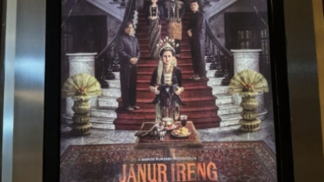 Tragedi Berdarah di Balik Kelamnya Janur Ireng: Sewu Dino The Prequel
