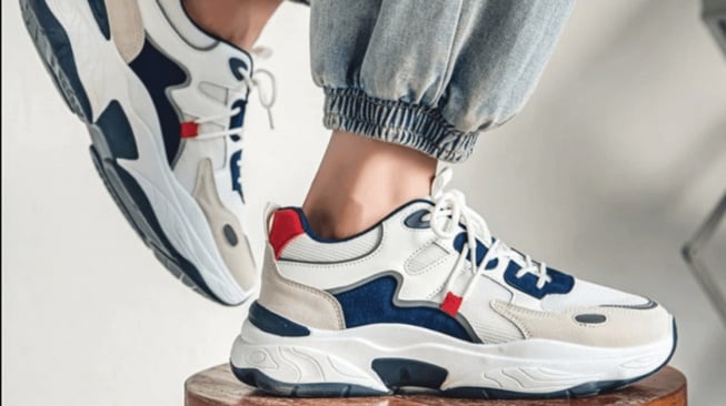 Epsilon Casual Sports (Shopee)