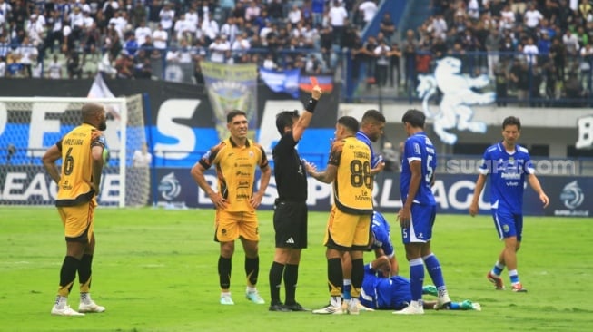 Profil Bruno Tubarao yang Injak Kaki Beckham di Laga Persib Bandung vs Persija Jakarta