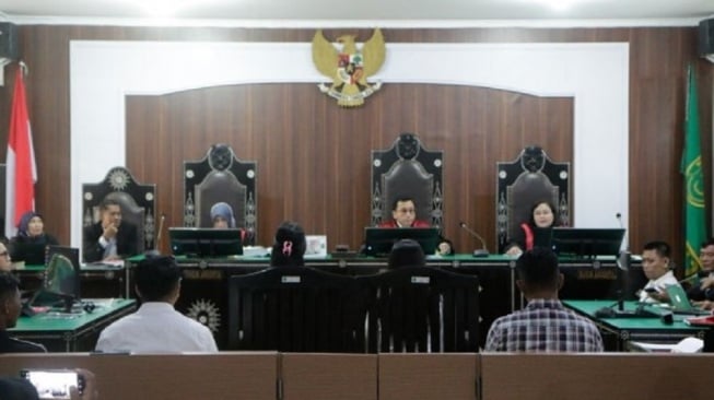 Tertutup! Pemeriksaan Misri di Sidang Kematian Brigadir Nurhadi