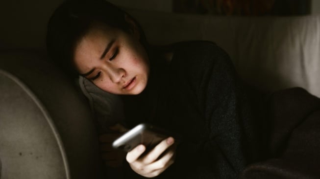 Ketika AI Disalahgunakan: Masihkah Media Sosial Aman bagi Perempuan?