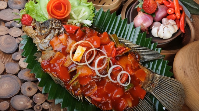 Ikan Saus Asam Manis. (Envato)