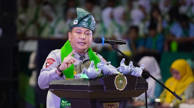 Orasi di Hadapan 1.000 Siswa, Kapolda Riau: Generasi Muda Adalah Kunci Menjaga Alam dan Masa Depan