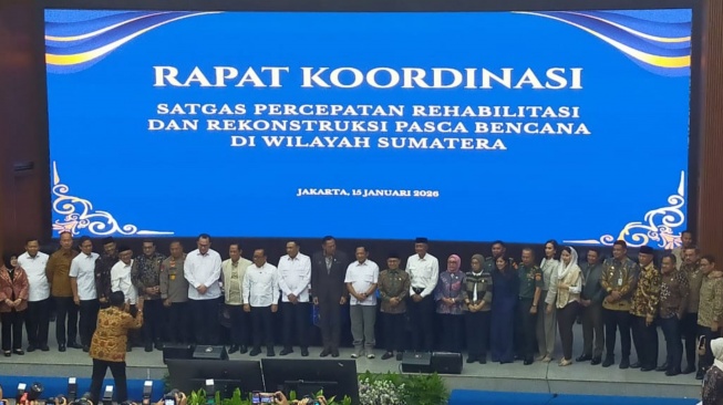 Mendagri Pimpin Rakor Satgas Percepatan Rehabilitasi dan Rekonstruksi Pascabencana Sumatra