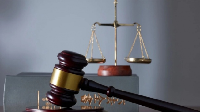 Mens Rea Pandji Pragiwaksono dan KUHP Baru: Ketika Tawa Lebih Jujur dari Hukum