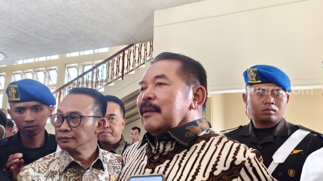 Jaksa Agung Soal KPK Tak Lagi Pajang Tersangka: Dari Dulu Kami Enggak Memajang