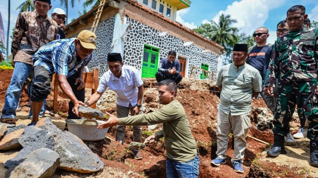 Balik Kampung Bangun Masjid Rp1 Miliar, Haji Suryo Siapkan 3.000 Loker di Lampung Timur