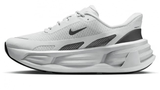 Nike Comfort Ride EasyOn (Zalora)