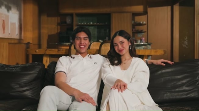 Ikuti Jejak Al Ghazali, El Rumi dan Syifa Hadju Bikin Kanal YouTube Jelang Nikah