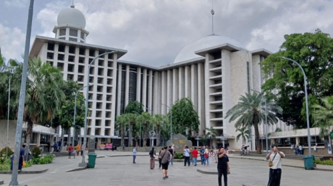 Kembali ke Istiqlal, Menemukan Masjid yang Berbeda